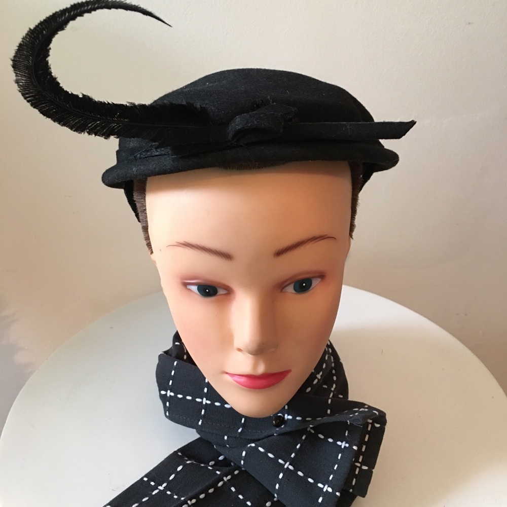 Vintage felt beret